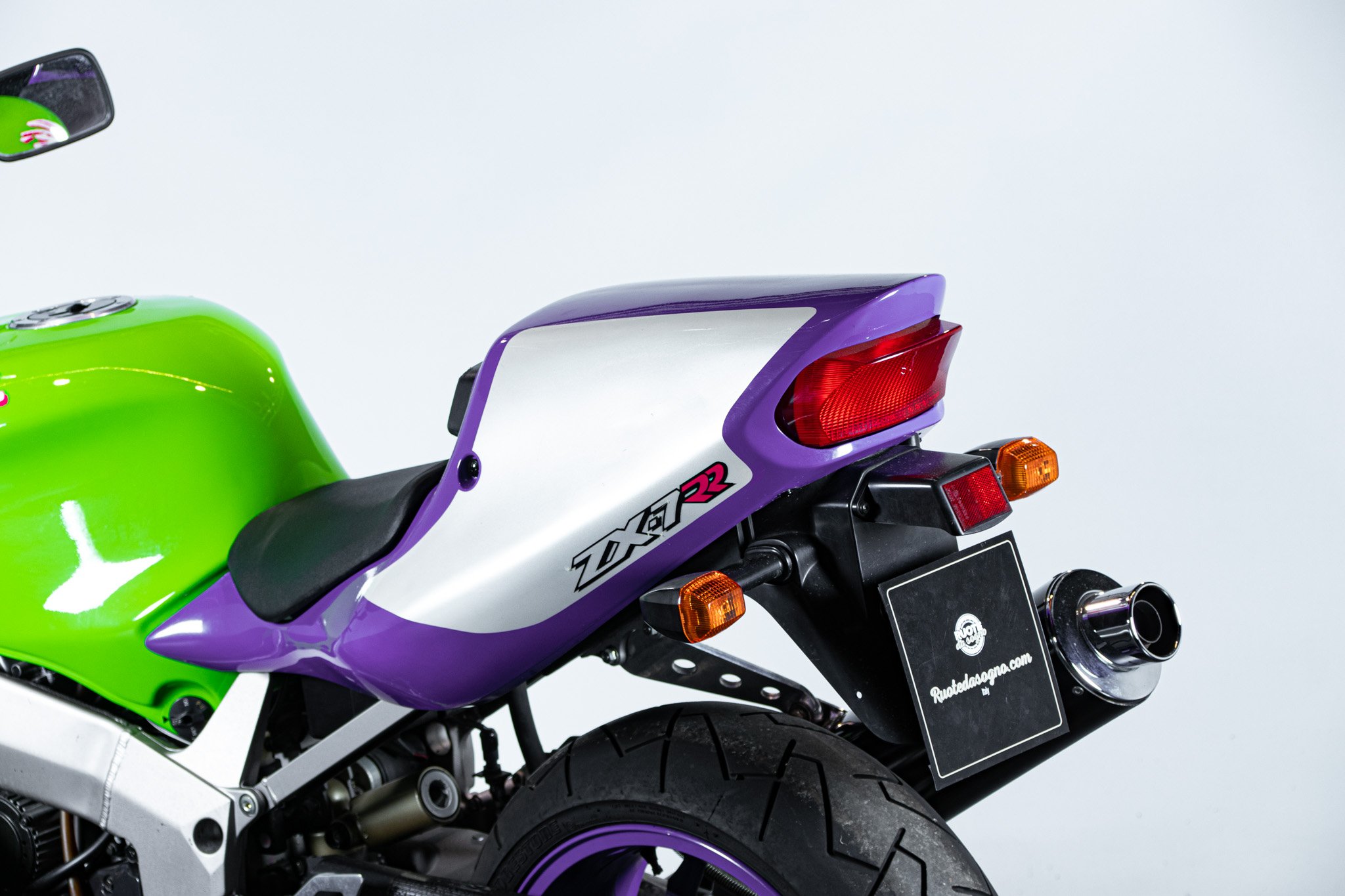 Kawasaki ZX-7RR 