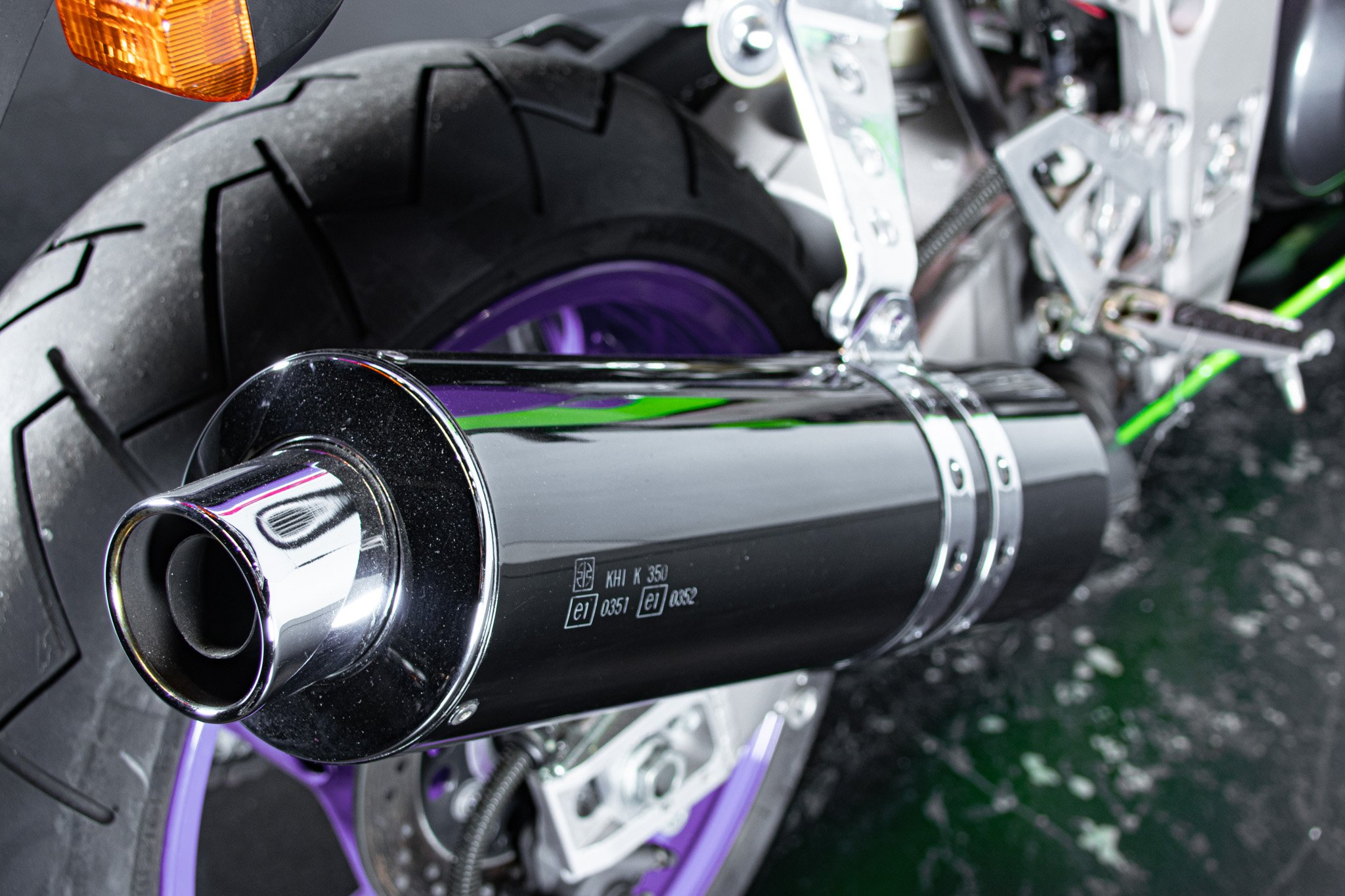 Kawasaki ZX-7RR 