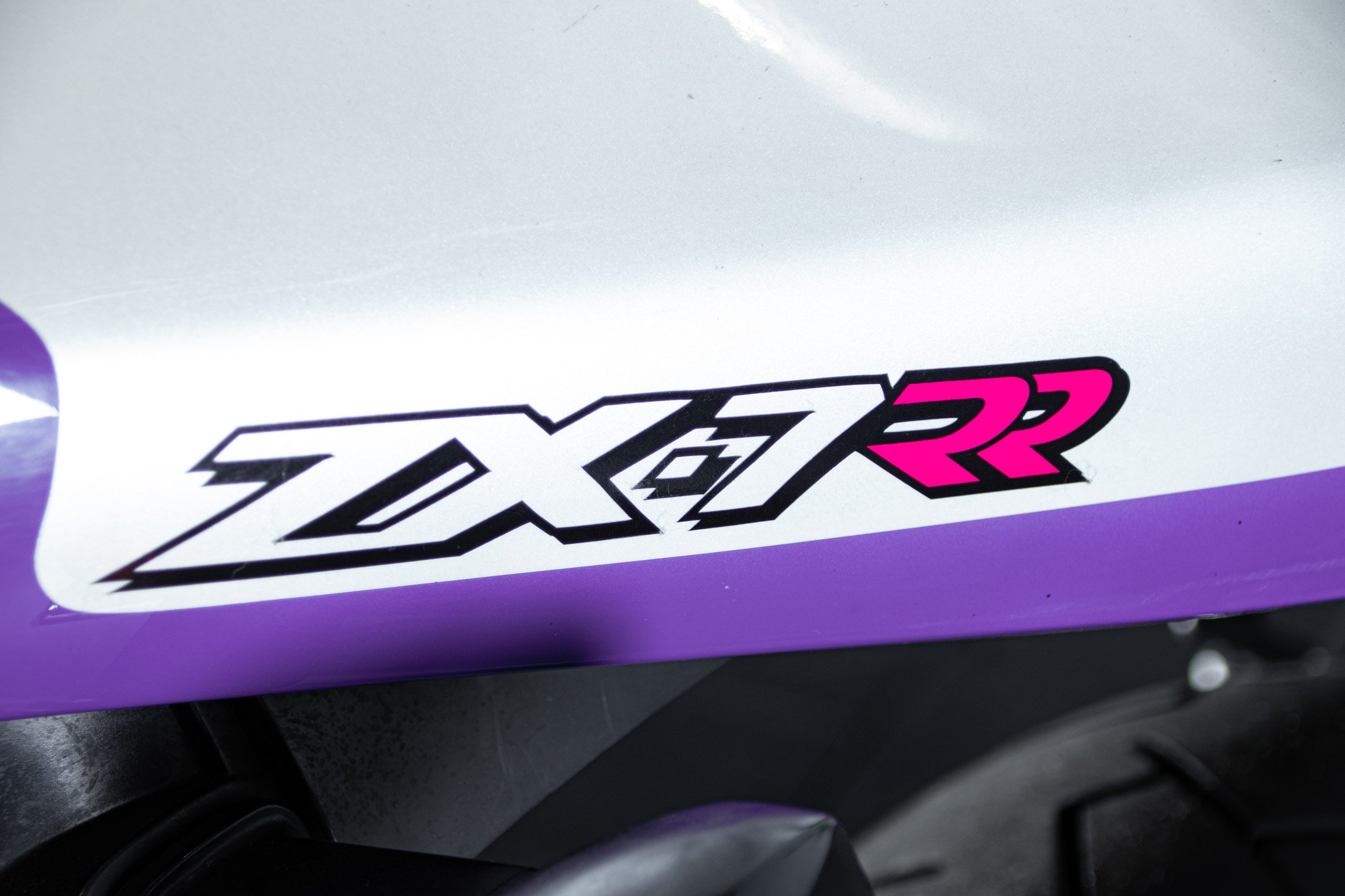 Kawasaki ZX-7RR 