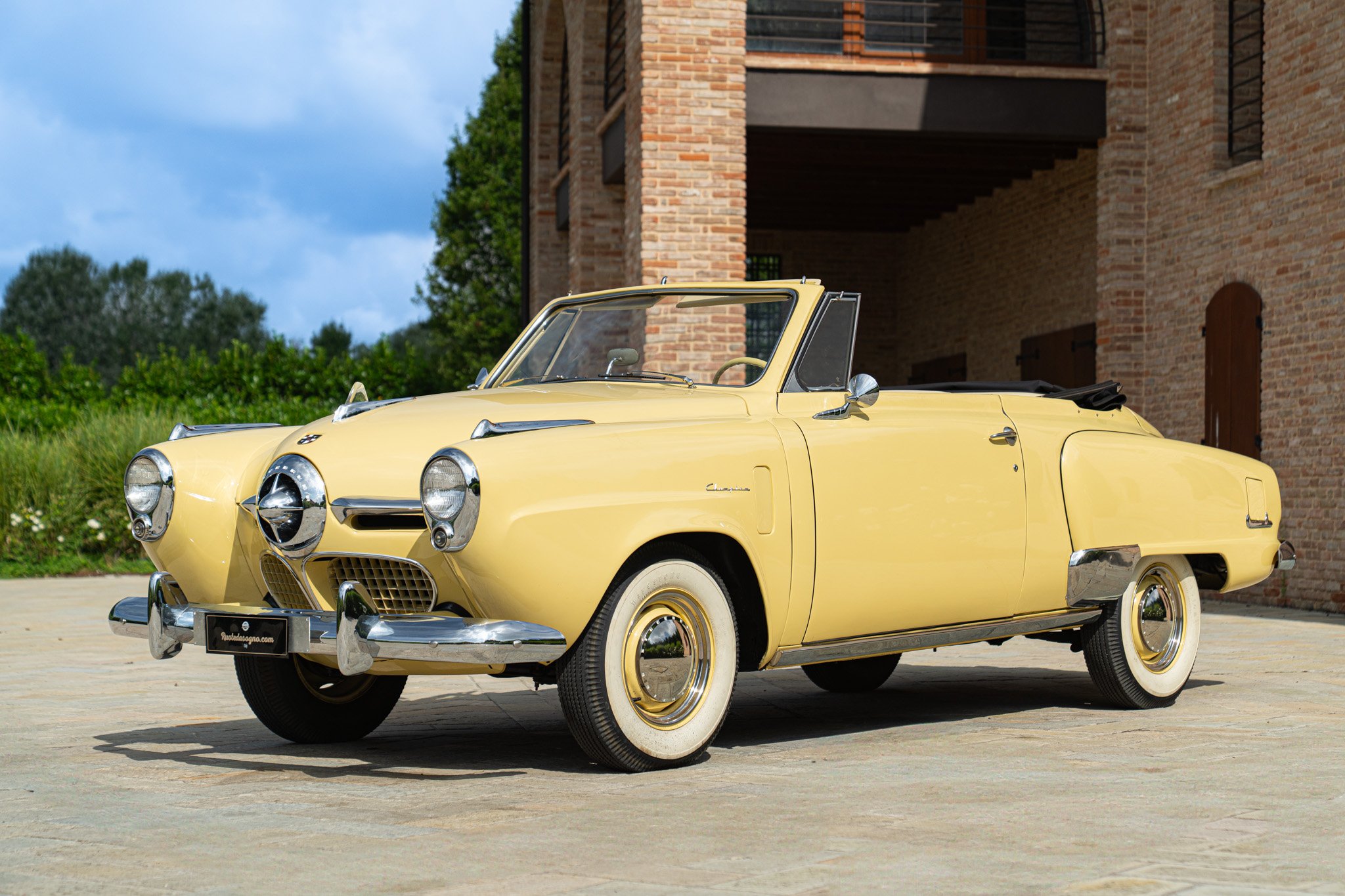 Studebaker CHAMPION REGAL DELUXE CABRIOLET 