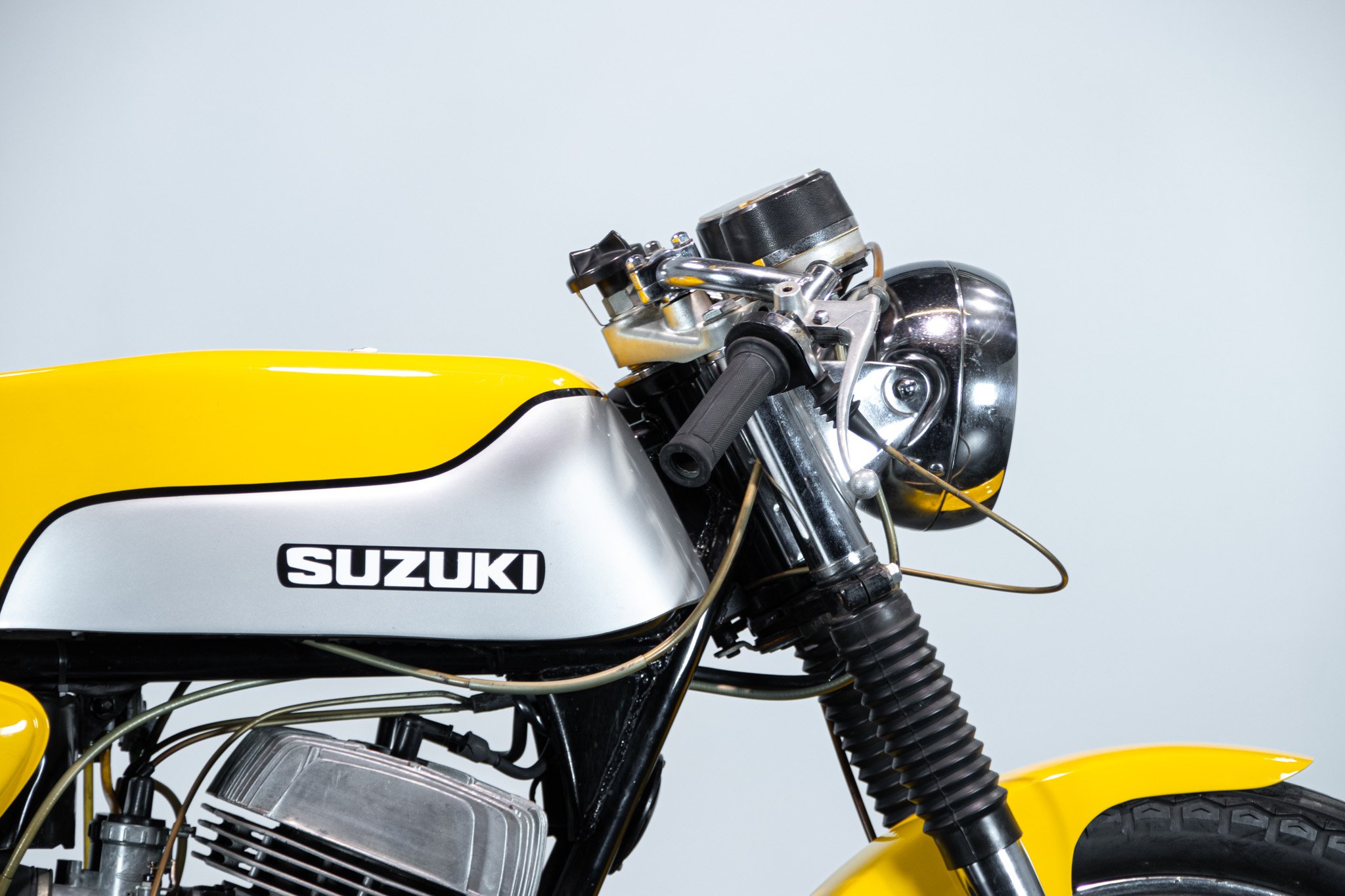 Suzuki TITAN 500 