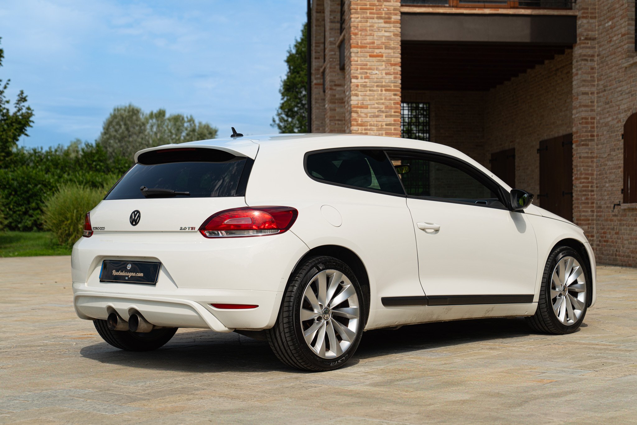 Volkswagen SCIROCCO 2.0 TFSI 2.0 R LINE 