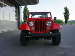 Jeep CJ-7 V8