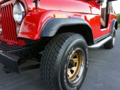 Jeep CJ-7 V8