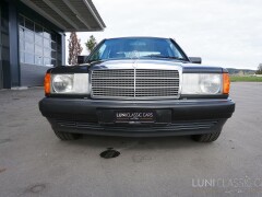 Mercedes Benz  190 E 2.3