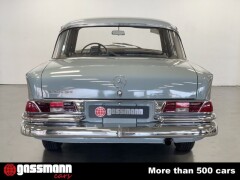 Mercedes Benz 220 SEB Heckflosse W111 