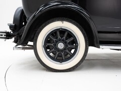 Peerless Six Model 61 \'29 