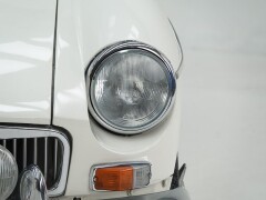 MG B \'64 