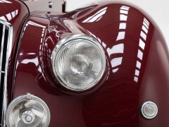 AC 2 liter Saloon \'52 