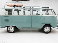 Volkswagen T1 Kombi 21 Windows \'64 