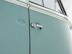 Volkswagen T1 Kombi 21 Windows \'64 
