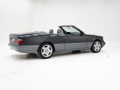 Mercedes Benz 220 E \'94 