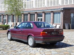 BMW 320I COUPE E36
