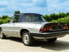 Alfa Romeo SPIDER 2.0 “DUETTO” 