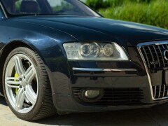 Audi A8 L W12 