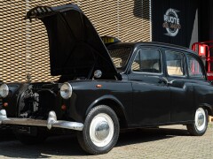 Austin FX4 \"LONDON TAXI\" 