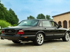 Jaguar XJR 