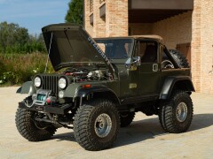 Jeep CJ7 