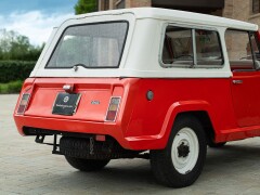 Jeep COMANDO 