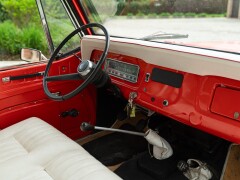 Jeep COMANDO 