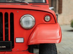 Jeep COMANDO 