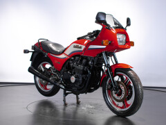 Kawasaki GPZ 750 