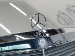 Mercedes Benz 240 TD 