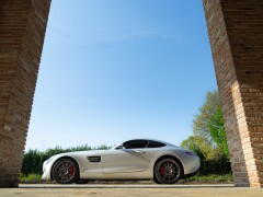 Mercedes Benz AMG GT S 