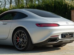 Mercedes Benz AMG GT S 