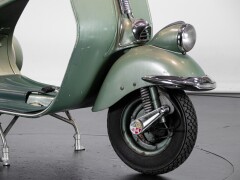 Piaggio Vespa 125 V30 M FARO BASSO 