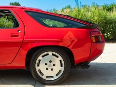 Porsche 928 S 