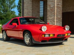 Porsche 928 S 