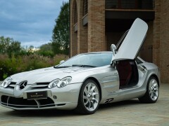 Mercedes Benz SLR MCLAREN 