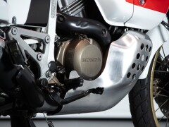 Honda AFRICA TWIN 750 