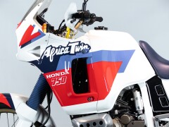 Honda AFRICA TWIN 750 