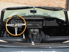 Jaguar E-TYPE I° SERIE 4.2 ROADSTER 
