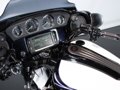 Harley Davidson STREET GLIDE CVO 