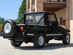 Jeep CJ-8 SCRAMBLER 