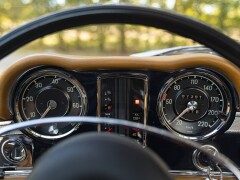 Mercedes Benz 280 SL 