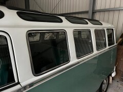 VW VW T1 Samba 